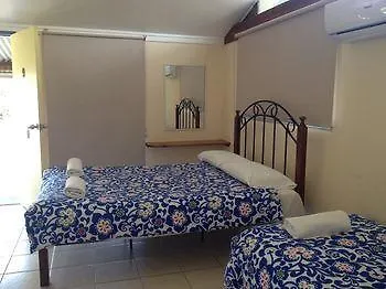 Palms Caravan Park Χέρβεϊ Μπέι Αυστραλία