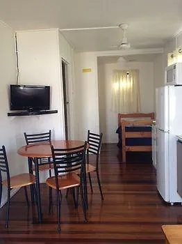 *** Ξενοδοχείο Palms Caravan Park Χέρβεϊ Μπέι Αυστραλία