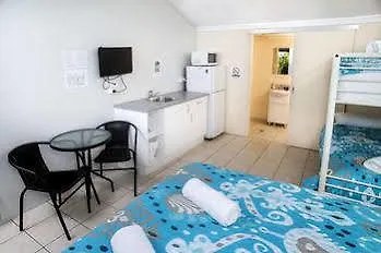 Palms Caravan Park Χέρβεϊ Μπέι Ξενοδοχείο