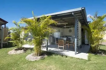 Ξενοδοχείο Palms Caravan Park Χέρβεϊ Μπέι